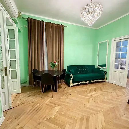 Apartment Vvs Old Town *